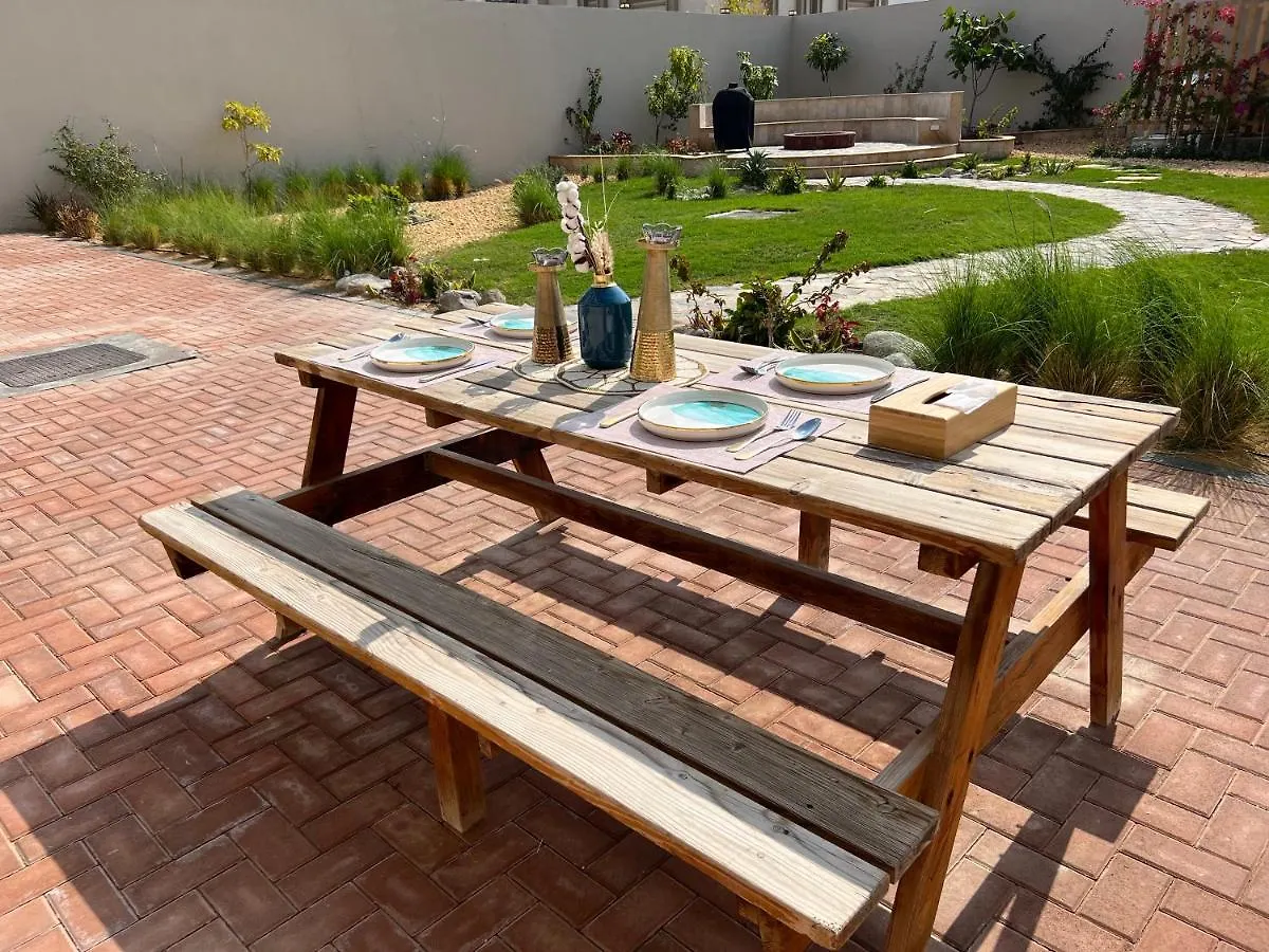Homestay Casa Shakhbout Apartment Abu Dhabi